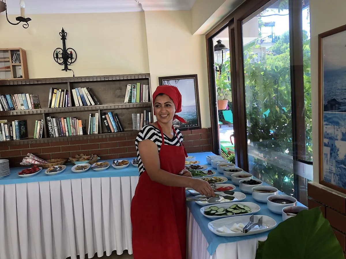 Ten Apart Hotel Fethiye 3*,